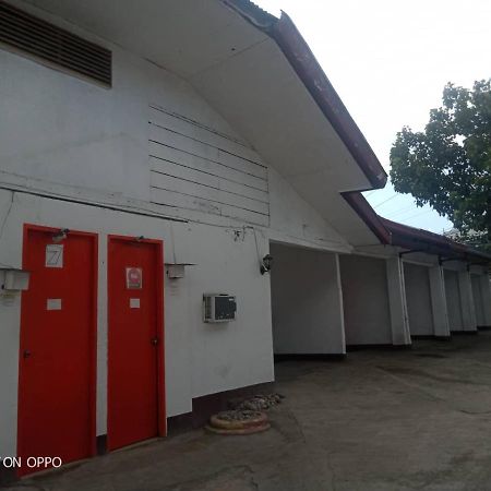 Wjv Inn Humay-Humay Мактан Екстериор снимка